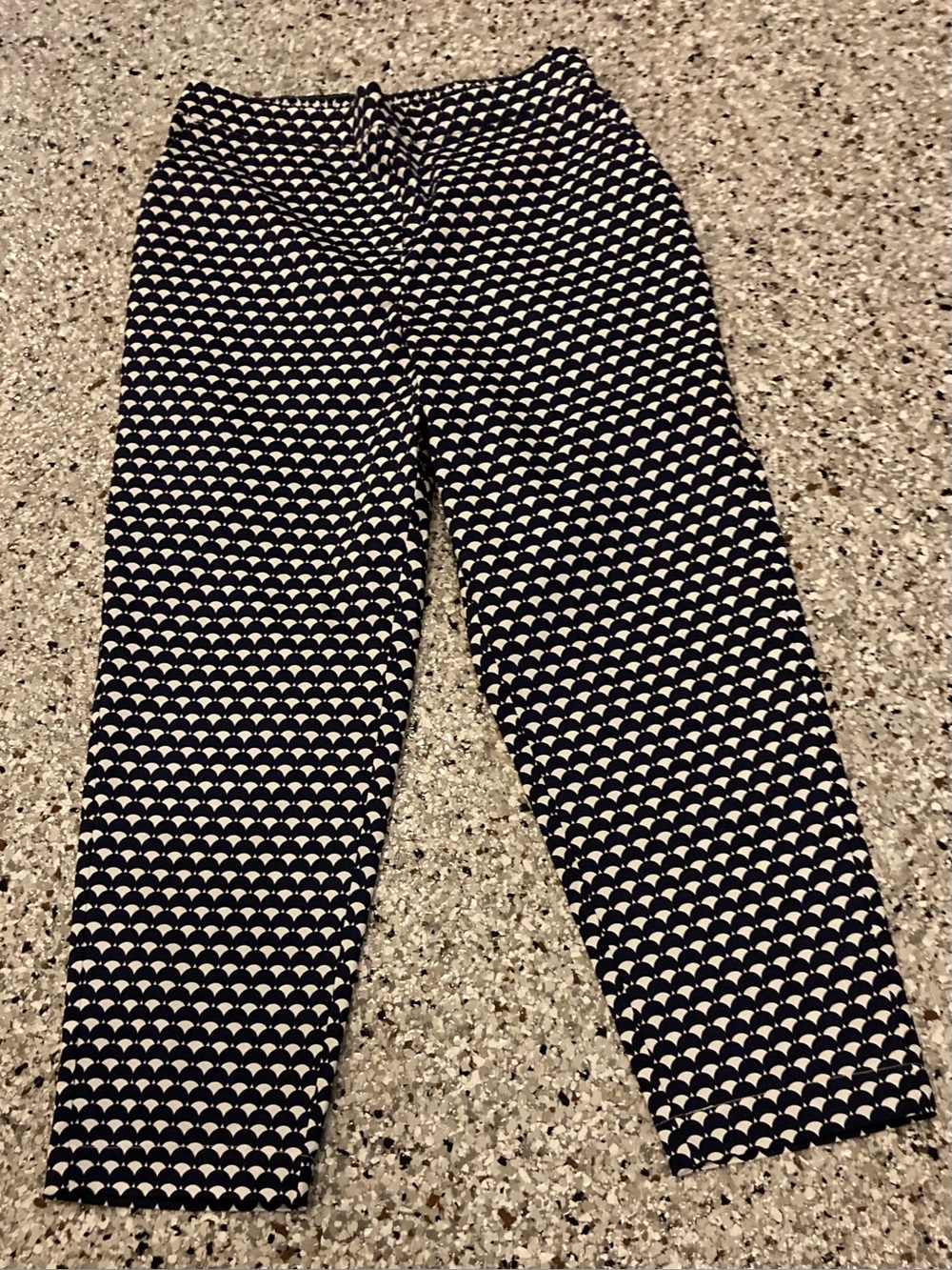 Boden Navy and White Patterned Pants, pull on, elastic back, 8p NWOT